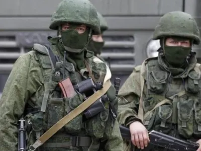 ФСБ у Криму затримала українця за спробу продажу зброї