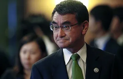 Глава МИД Японии планирует посетить Сингапур перед саммитом США и КНДР
