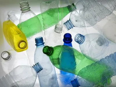 Еврокомиссия поддержала борьбу с пластиком