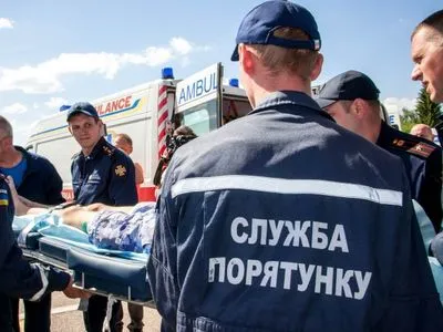 Трьох постраждалих у ДТП в Білорусі дітей доставили в Україну