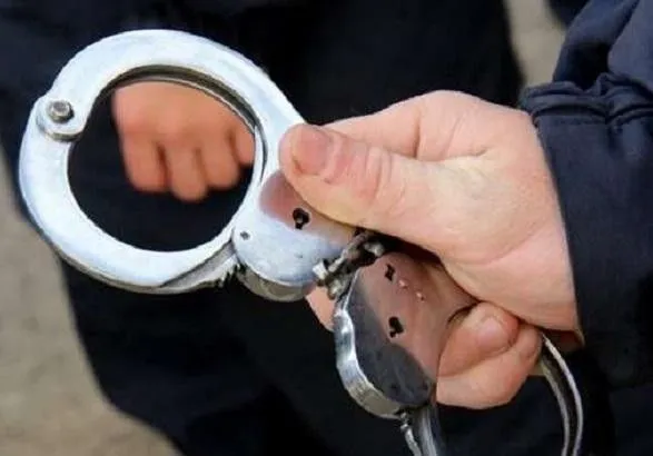 Чиновника "Укрзализныци" уличили в получении 350 тыс. грн "отката"