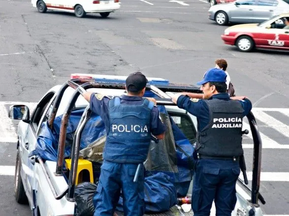 В Мексике неизвестные застрелили шестерых полицейских
