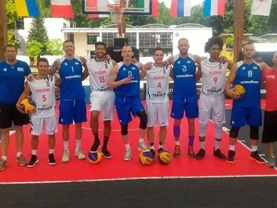 Українці виграли усі матчі групового етапу турніру з баскетболу 3х3 у Франції