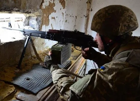 Минулої доби на Донбасі було знищено трьох бойовиків