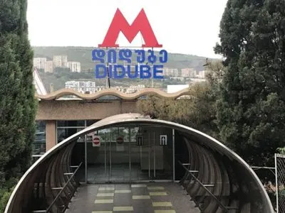 У Тбілісі страйкарі заблокували роботу метро