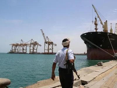 The Wall Street Journal: Абу-Даби и Эр-Рияд просят в США военной помощи для взятия порта Ходейда в Йемене