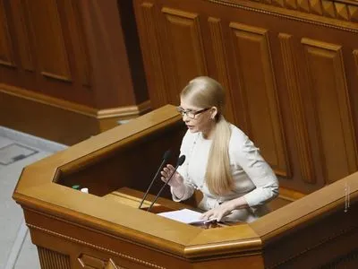 Тимошенко: Вимагаю, щоб у Раді були заслухані звіти в.о. міністра охорони здоров’я та керівництва НАБУ