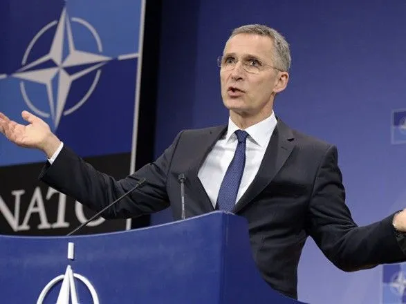Міністрам оборони країн-членів НАТО належить продовжити розмову про збільшення військових витрат до позначки у 2% ВВП
