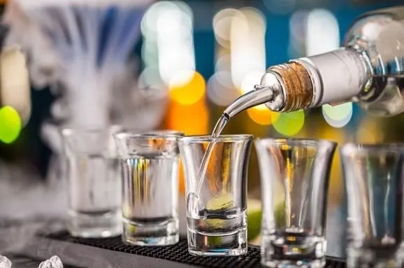 Украина входит в ТОП-5 стран мира по расходам на алкоголь - эксперт