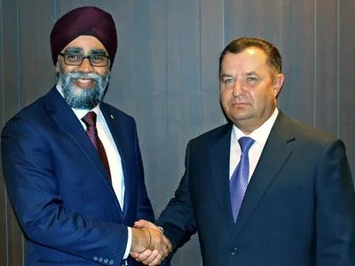 Министр обороны Канады: мы увеличим размер помощи Украине