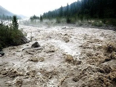 Из-за ливней на Закарпатье возможны селевые потоки