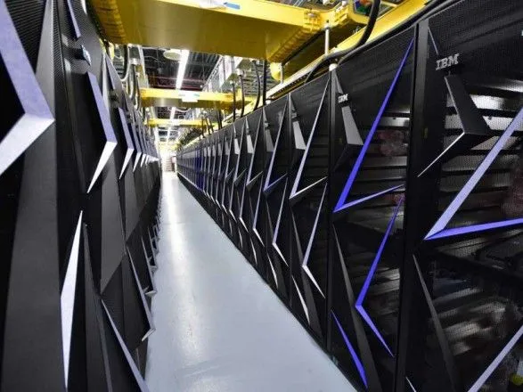 У США запустили найпотужніший суперкомп'ютер продуктивністю 200 петафлопс