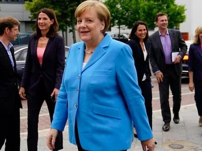 Меркель: решение Трампа по коммюнике G7 разочаровывает и немного подавляет