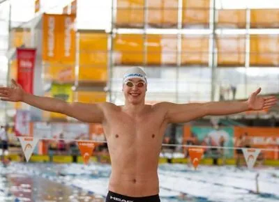 Український плавець виграв "золото" на змаганнях у Франції