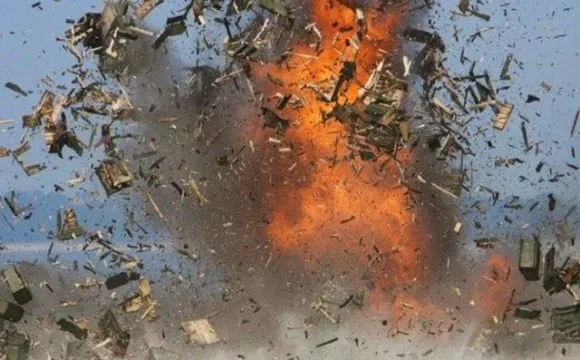 У Києві вибухнув автомобіль, є постраждалі