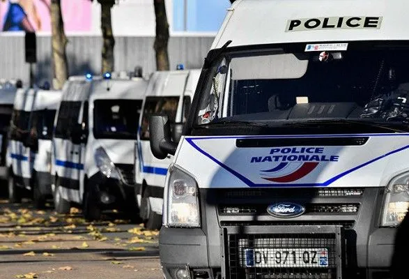 Во Франции снова захватили заложников