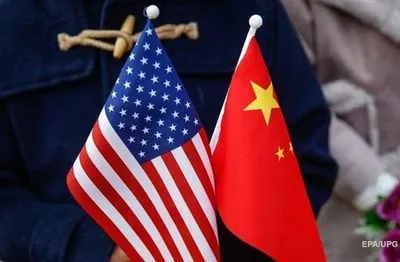 США оголосили про введення мит на товари з Китаю на суму 50 млрд доларів