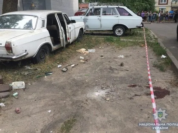Поліція вилучила з місця вибуху автівки в Києві фрагменти гранати РГД-5