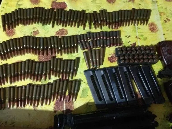 Військовою контррозвідкою викрито бойовика "ДНР" із арсеналом зброї
