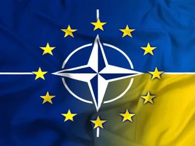 Комісія завершує роботу над змінами до Конституції щодо вступу до ЄС та НАТО - Президент