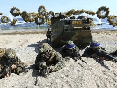 Сеул высказал замечание по поводу обсуждения военных США с КНДР