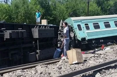 Авария поезда в Казахстане: число пострадавших возросло до 14 человек