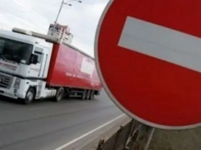 В Киеве из-за жары ограничат движение грузового транспорта