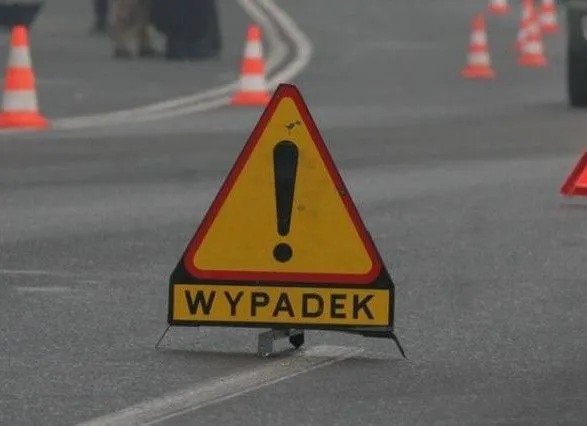 В Польше туристический автобус попал в ДТП: двое погибли, 16 травмированы