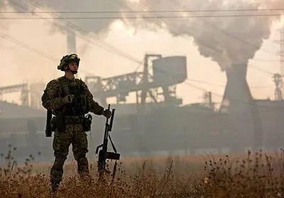 В течение дня боевики в Донбассе трижды обстреливали позиции ВСУ
