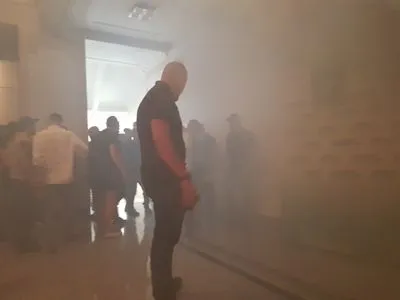 В городском совете Харькова распылили газ