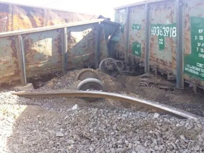 Аварія на залізниці у Дніпрі: на перегоні відновлюють роботу