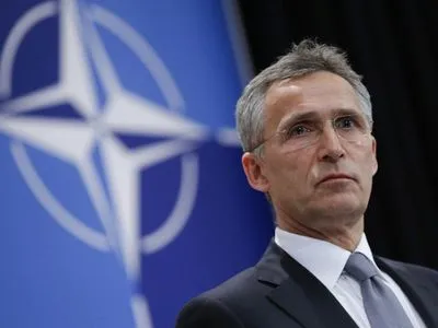 Столтенберг назвал общими вызовами НАТО аннексию Крыма, Донбасс и Солсбери