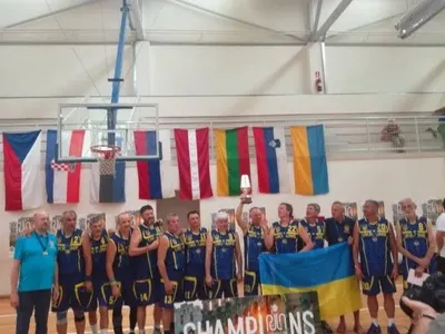 Три ветеранские сборные Украины триумфовали на ЧЕ по баскетболу