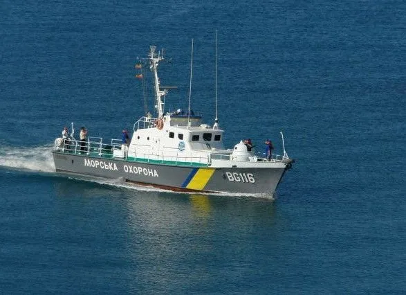 Українців піймали на переправці нелегалів яхтою до Греції та Італії