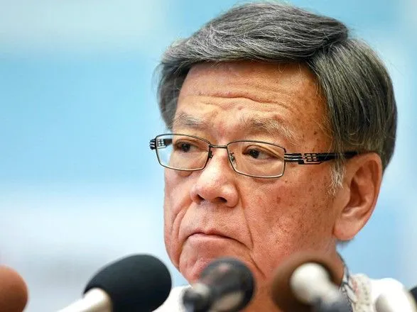 Губернатор Окинавы требует сократить военное присутствие США на острове