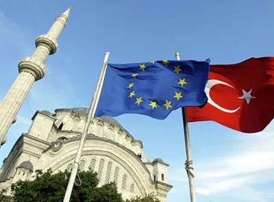 Совет ЕС заявил, что переговоры о вступлении Турции в сообщество практически остановлены