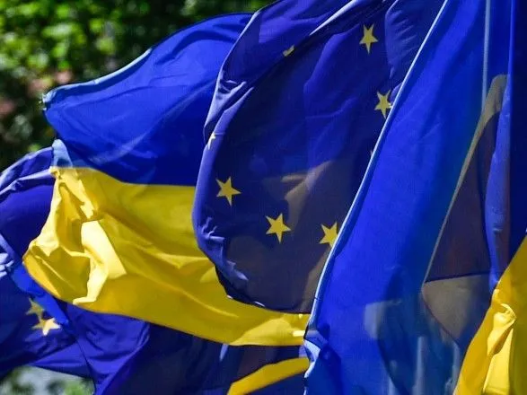 Порошенко про 1 млрд євро від ЄС: визнання прогресу України з реформами