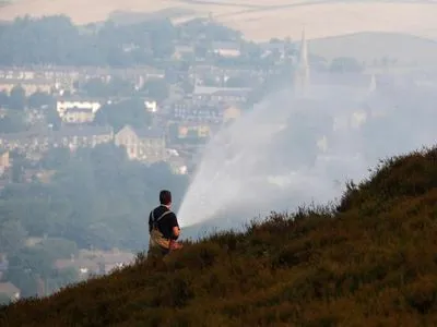 Масштабна пожежа у Великій Британії: евакуювало 34 будинки