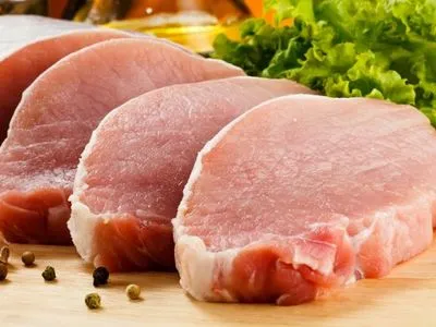 Україна знову скоротила виробництво свинини
