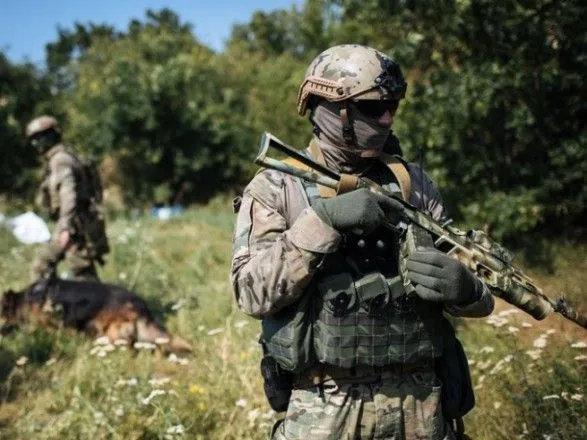 Боевики с начала суток 9 раз обстреляли позиции ВСУ на Донбассе