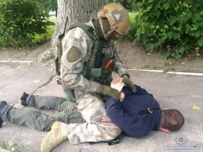 На Житомирщині затримали членів банди за підозрою у замаху на поліцейського