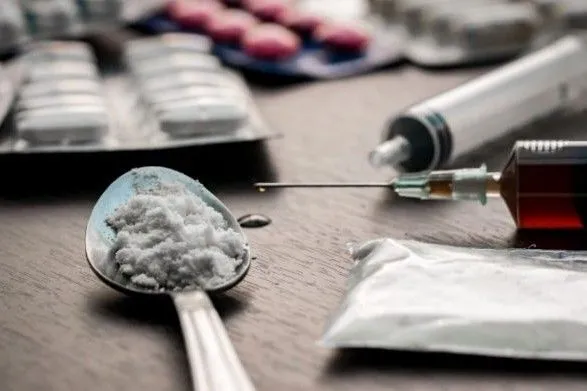 Доповідь ООН: 275 мільйонів людей у 2016 році хоча б раз вживали наркотики