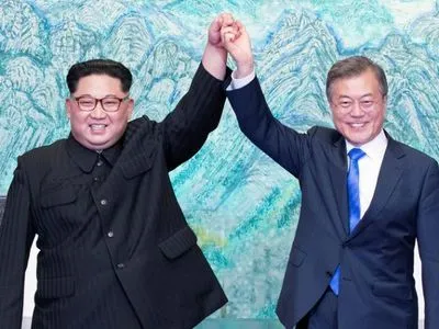 КНДР і Південна Корея почали консультації щодо з'єднання автодоріг двох країн