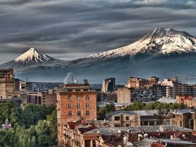 Брат экс-президента Армении и его семья обвиняются в незаконном обогащении