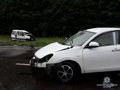 Через ДТП на Вінниччині загинули двоє людей, ще троє травмувалися