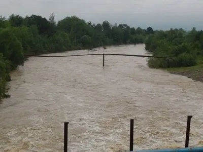 Спасатели предупредили о развитии дождевого паводка на реках Украины