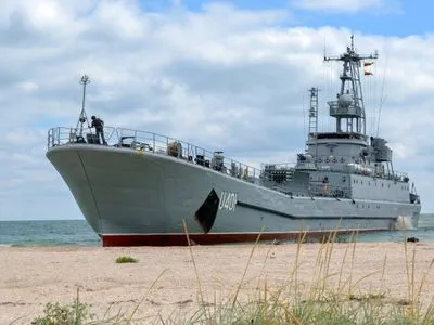 Полторак: за выполнение боевых задач на Донбассе 500 военных ВМС получили награды