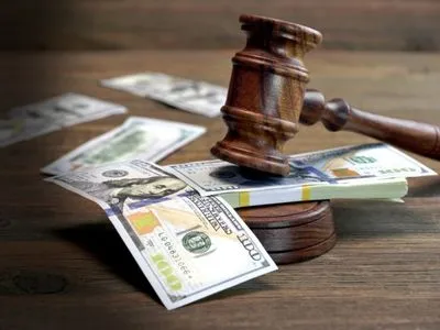 Суд зобов'язав банк Суркісів і "Чернігівобленерго" сплатити борги "Нафтогазу"