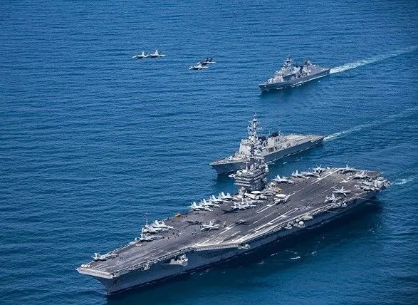 Пентагон назвал обычным проход двух кораблей ВМС США через Тайваньский пролив