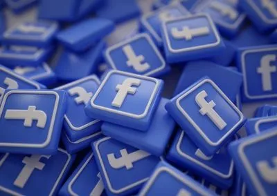 Украина призвала руководство Facebook заблокировать распространение пропаганды "ЛНР" и "ДНР"